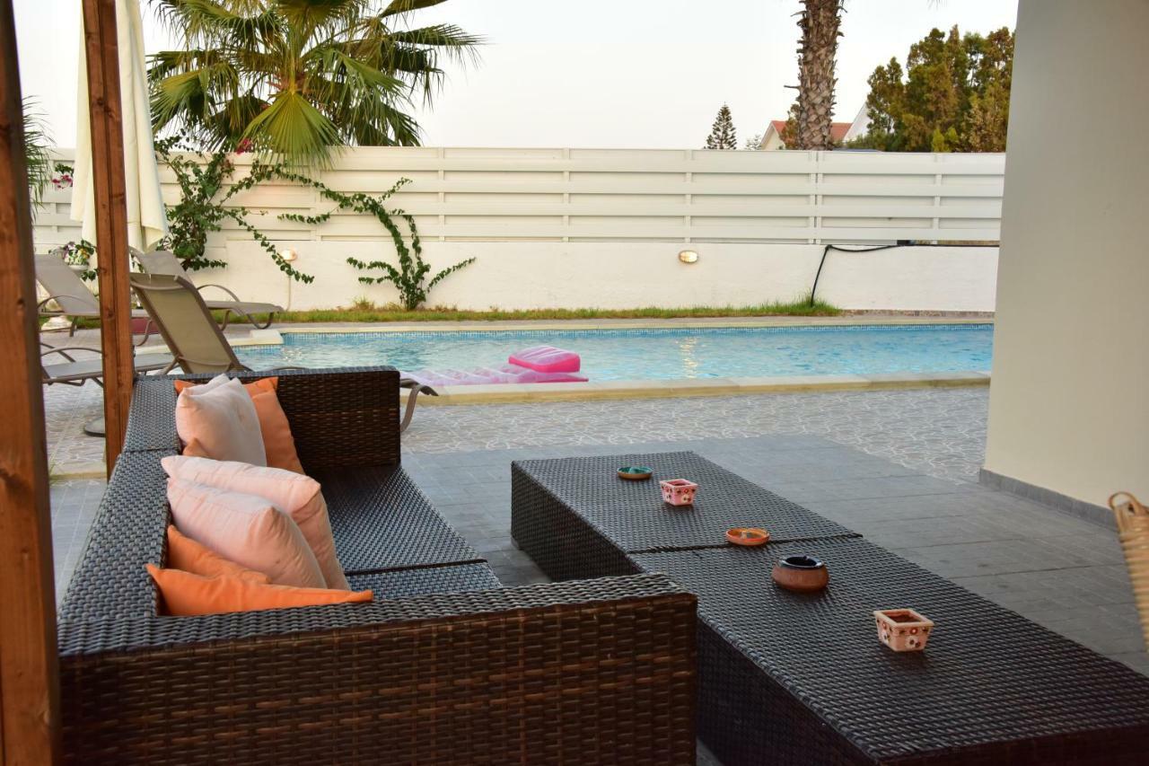 Villa Limni Pool House Oroklini Exterior foto